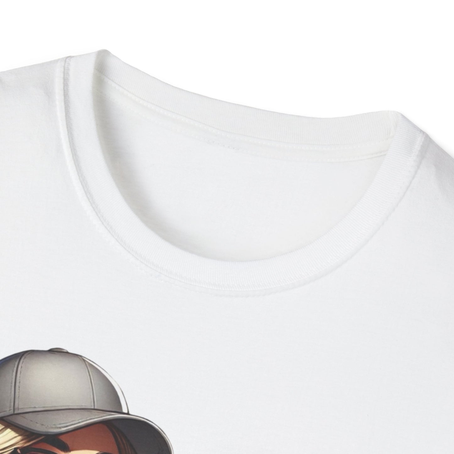 Cute Cartoon Graphic T-Shirt - 'Besitos en el Cutis' - Unisex Softstyle Tee