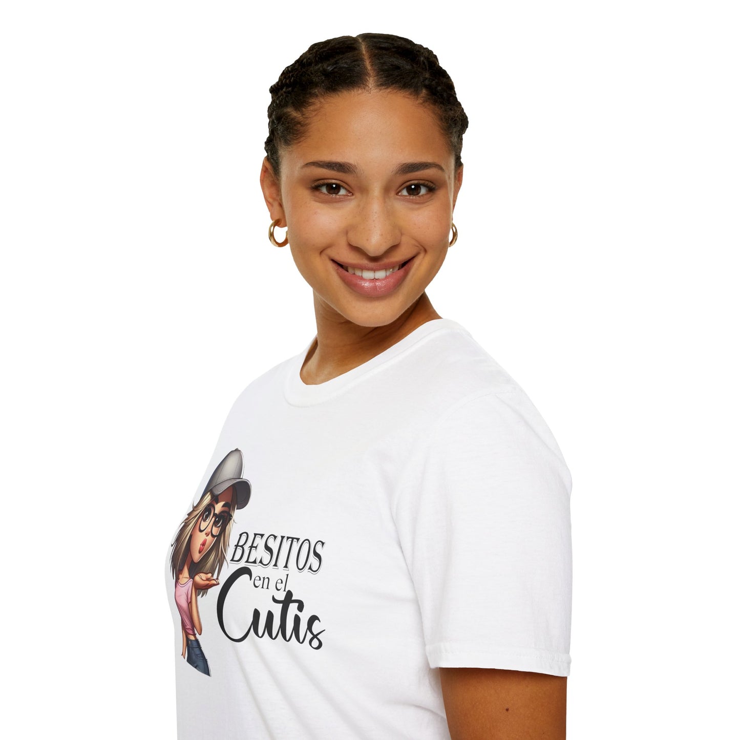 Cute Cartoon Graphic T-Shirt - 'Besitos en el Cutis' - Unisex Softstyle Tee
