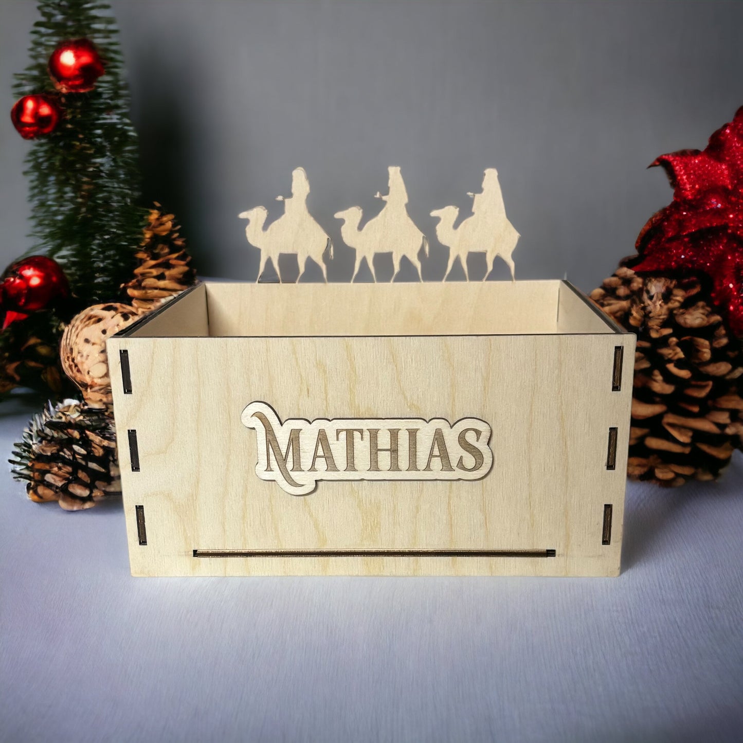 Three Kings Day Camel Grass Box