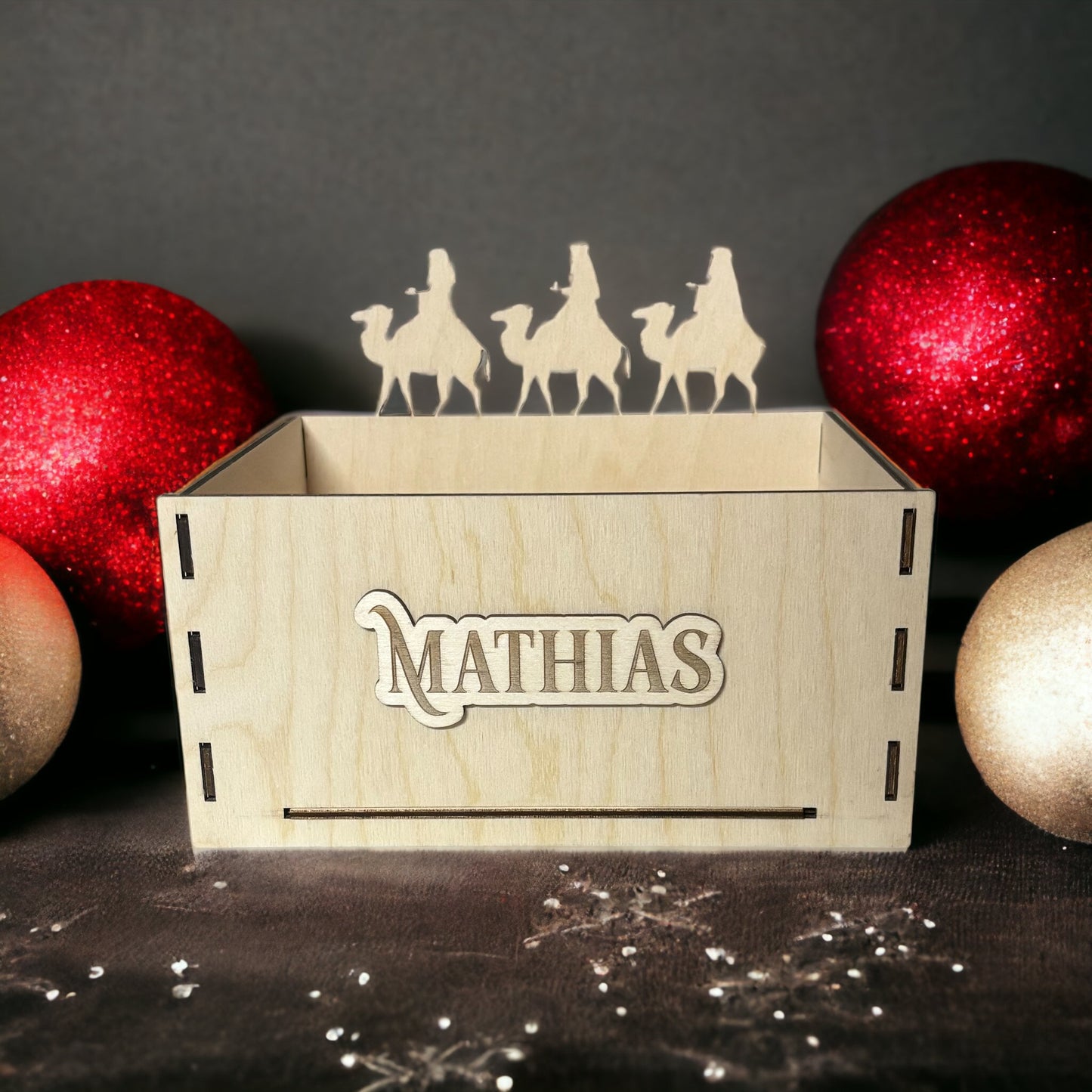 Three Kings Day Camel Grass Box